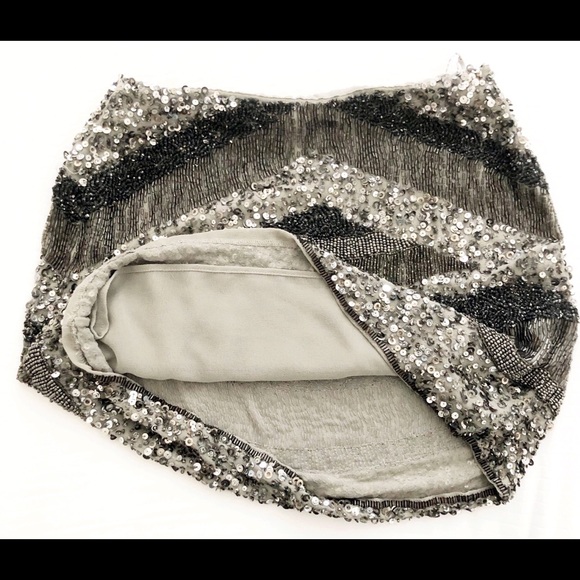 ZARA SEQUIN MINI SKIRT (BRAND NEW) - Picture 3 of 4